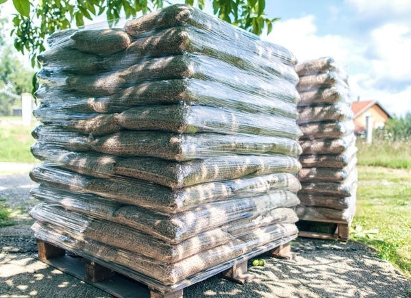 Bac à pellets : Améliorez le stockage et la gestion de vos granulés de bois